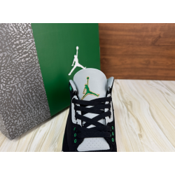 Air Jordan 3 Retro 'Pine Green'