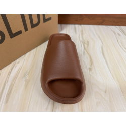 Yeezy Slides 'Flax'