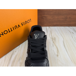 Louis Vuitton Trainer "Black Calf Leather"