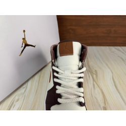 Air Jordan 1 Mid SE 'Cream Dark Chocolate'