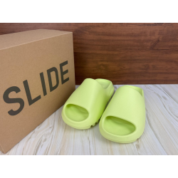 Yeezy Slides 'Glow Green' 2022