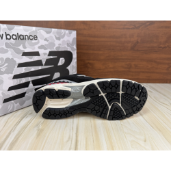 BAPE 2002R 'Apes Together Strong - Black Camo'