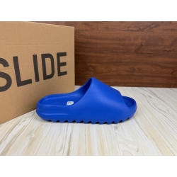 Yeezy Slides 'Azure'