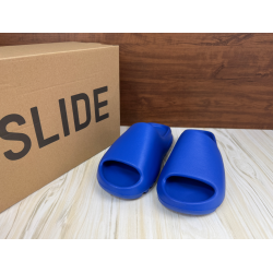 Yeezy Slides 'Azure'