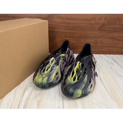 Yeezy Foam Runner 'MX Carbon'