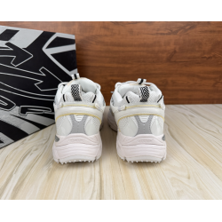 Off-White  Be Right Back 'White'