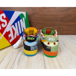 Dunk Low SB “What The Paul 2.0“