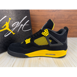 Air Jordan 4 Retro 'Thunder' 2023