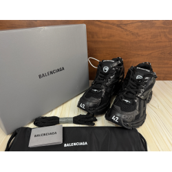 Balenciaga Runner Sneaker 'Black'