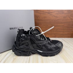 Balenciaga Runner Sneaker 'Black'